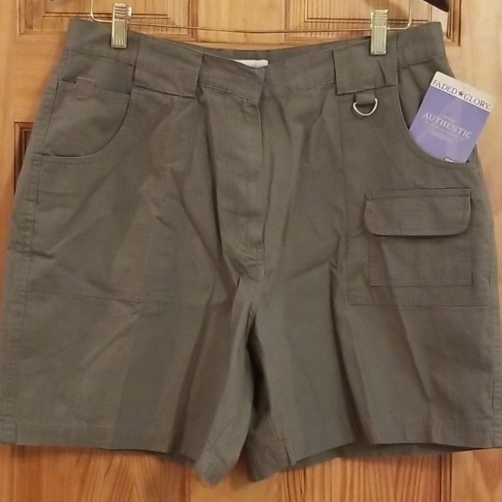 NWT 6 Pocket Faded Glory Khaki Cargo Shorts